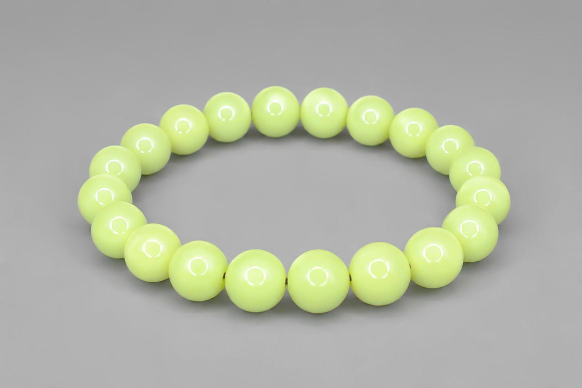 Super Lume Bracelet V2 — Emerald Green — handcrafted bracelet detail view 4