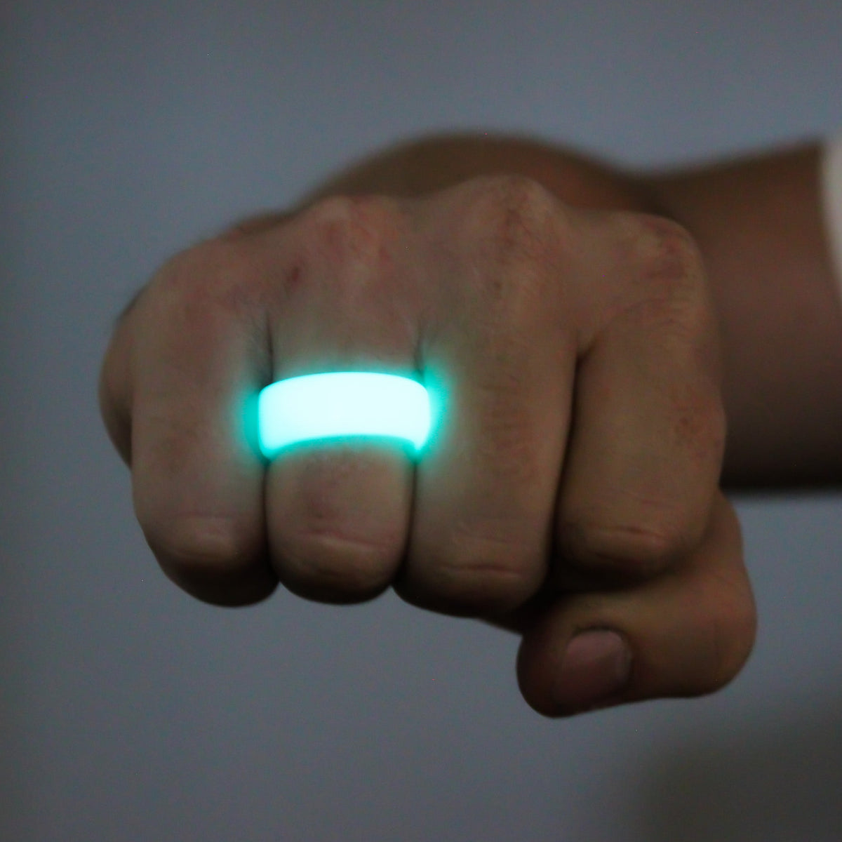 The Halo Glow Ring — handcrafted ring detail view 8