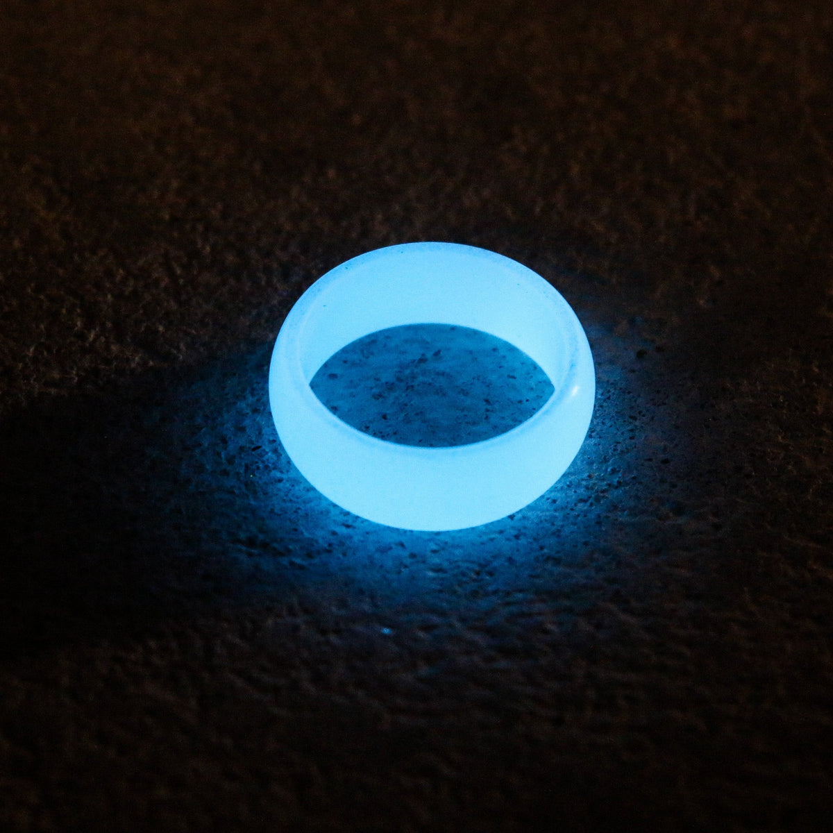 The Halo Glow Ring — handcrafted ring detail view 16