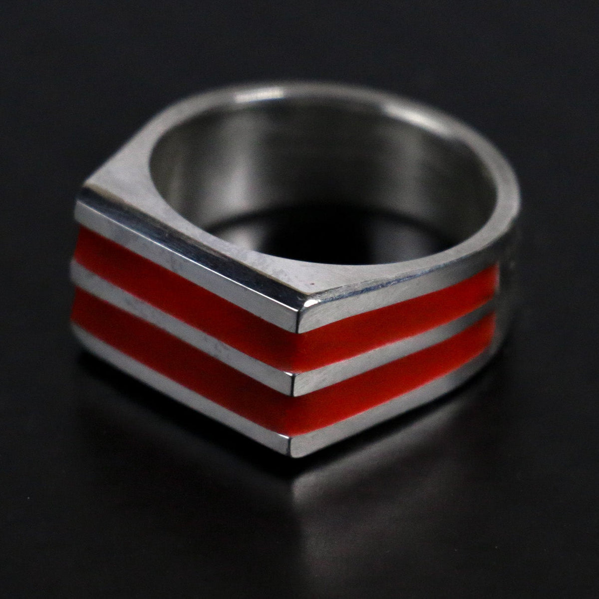 2 Band Super Lume Signet — Silver — handcrafted ring detail view 3