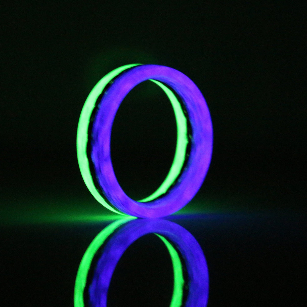 Joker Glow Ring — handcrafted ring detail view 4