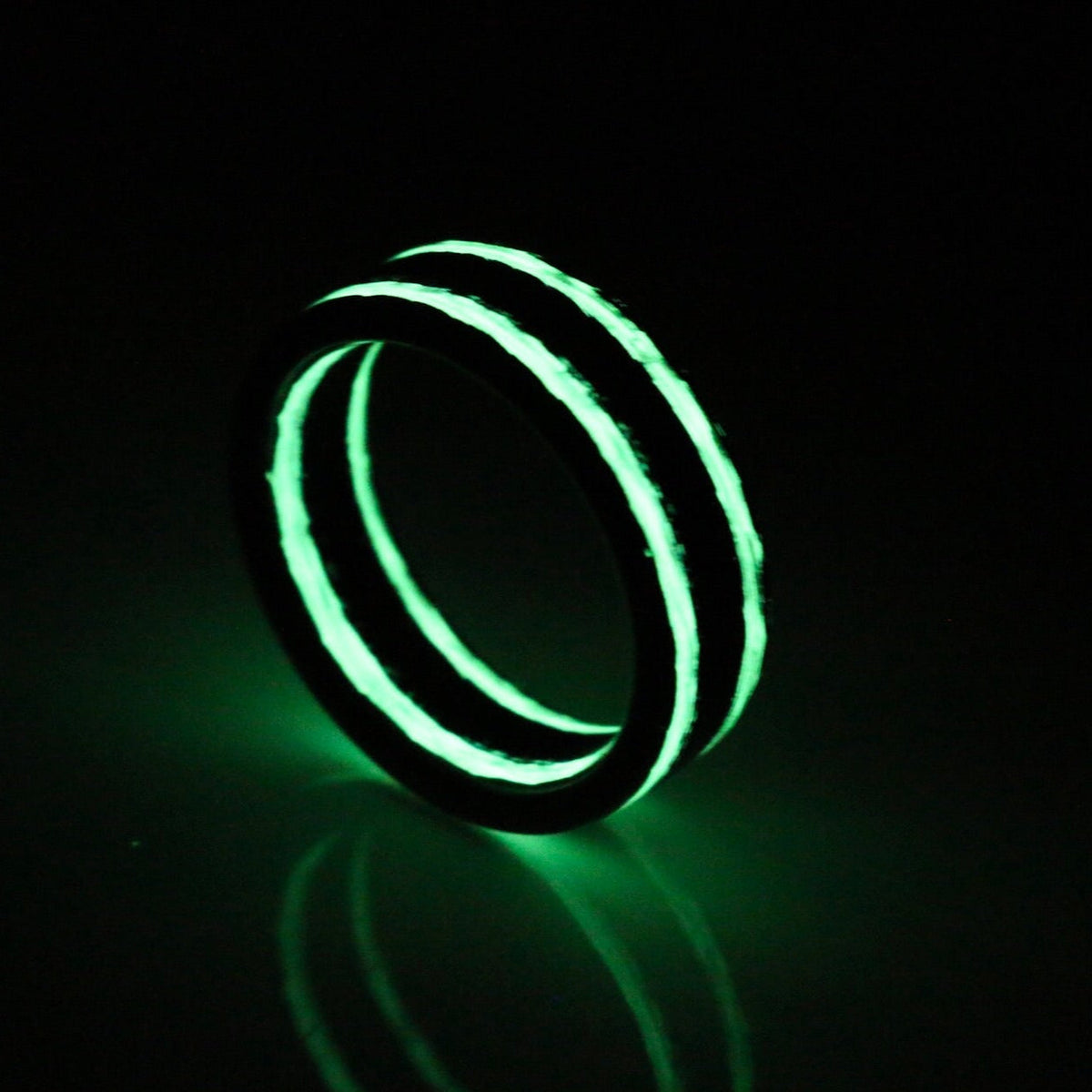 Joker Metallic Carbon Fiber Glow Ring — handcrafted ring detail view 2