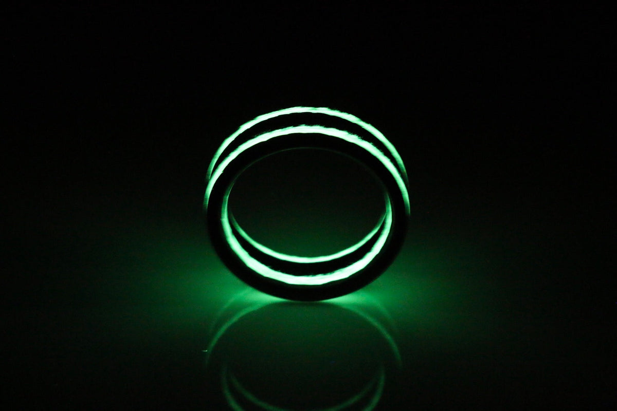 Joker Metallic Carbon Fiber Glow Ring — handcrafted ring detail view 9